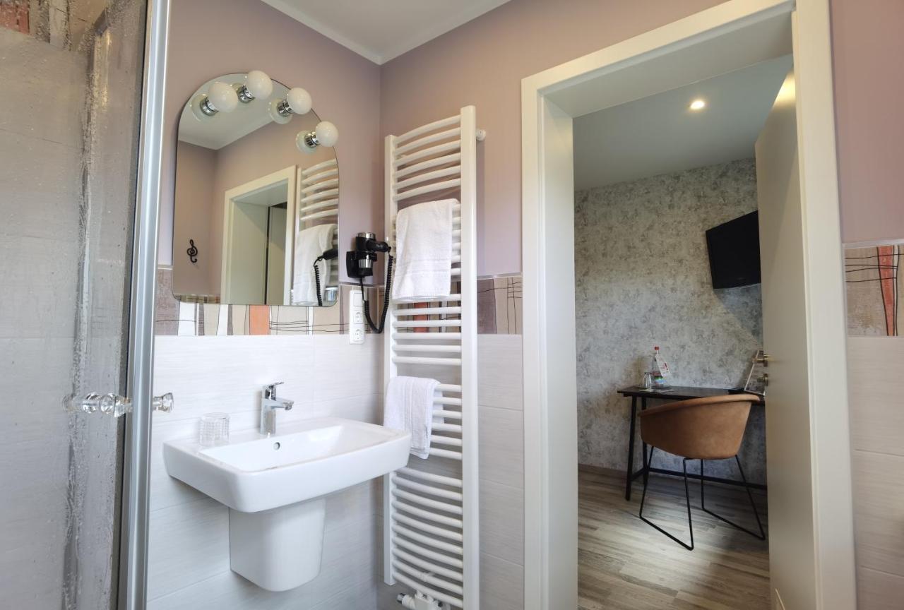Hotel Wandersleben - Erfurt Luaran gambar